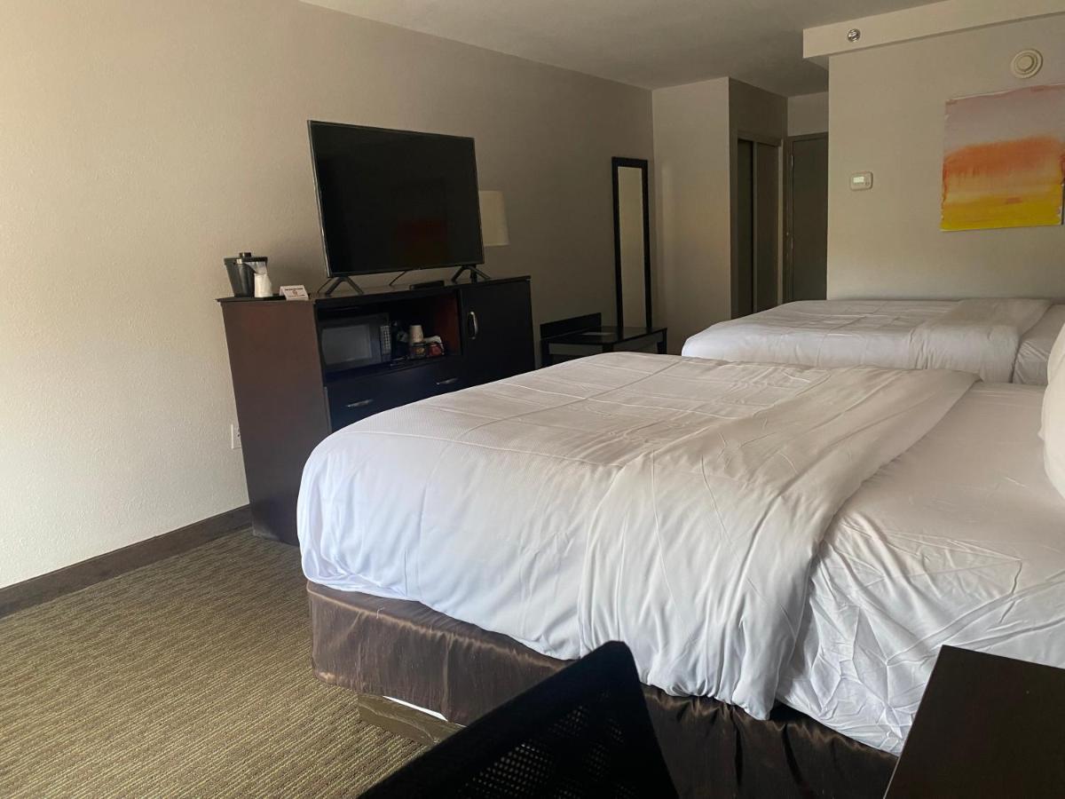 Comfort Conover-hickory 2* Conover